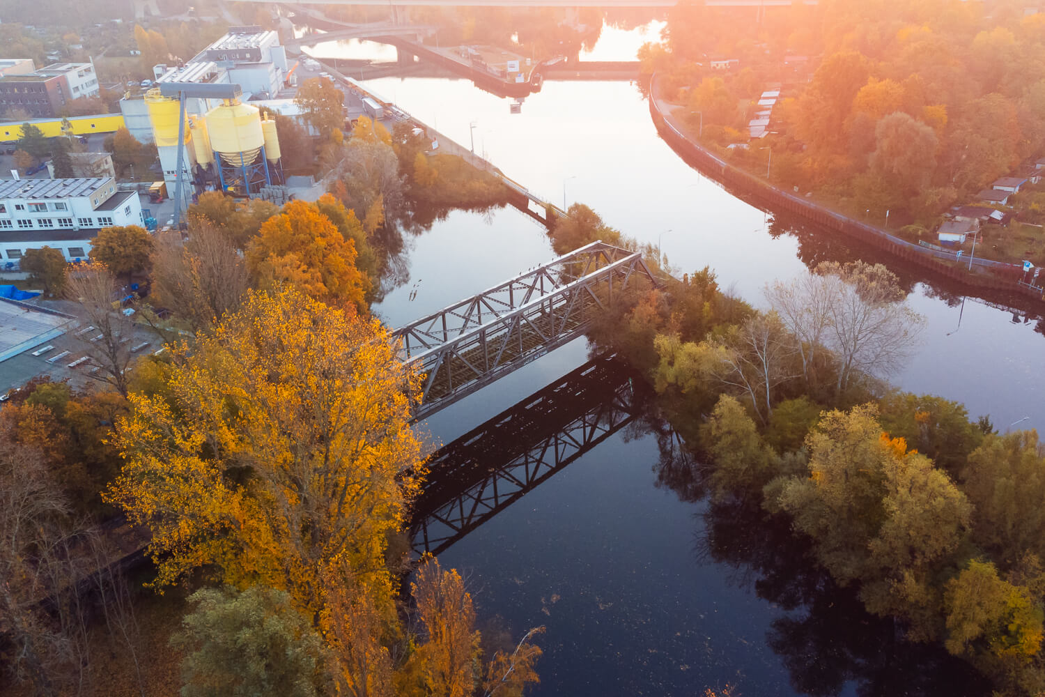 Luftaufnahme der Unteren Spreebrücke